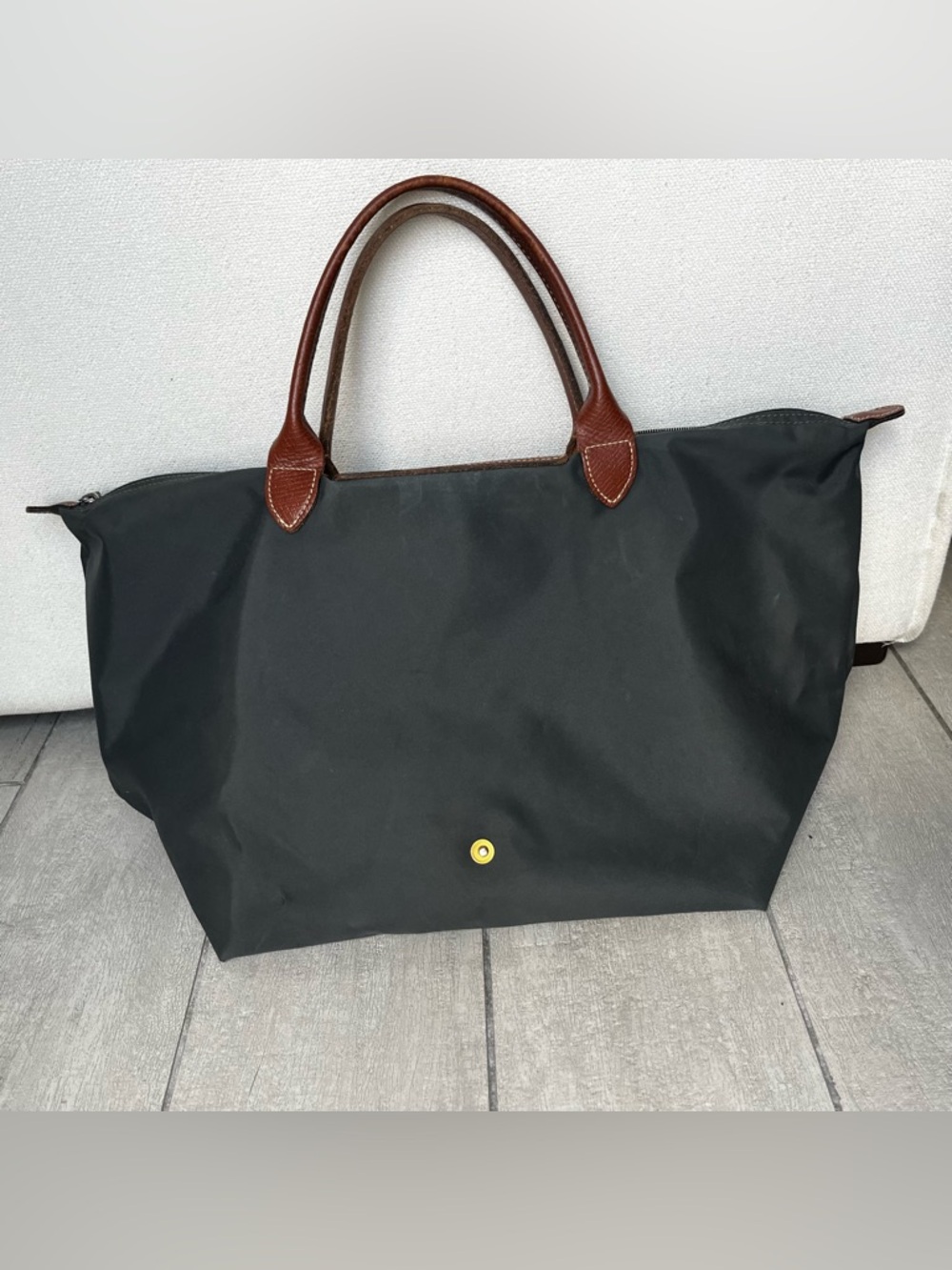 Longchamp Le Pliage "M" Top Handle Tote Handbag Gun Metal Gray Modele Depose - Picture 2 of 16